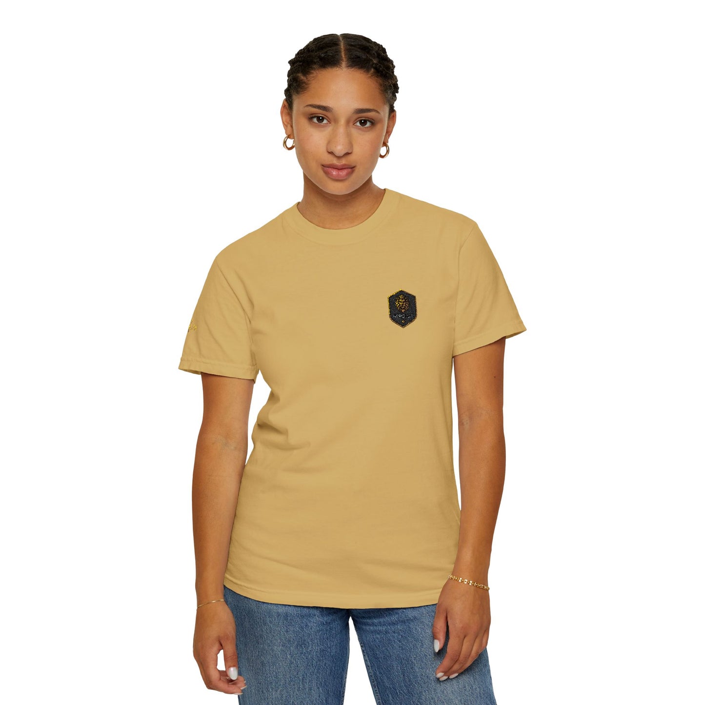 Lion Crest Tee –T-Shirt by NEROLUX DESIGN